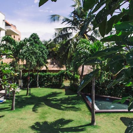 Riviera House Hotel Canggu  Exterior photo