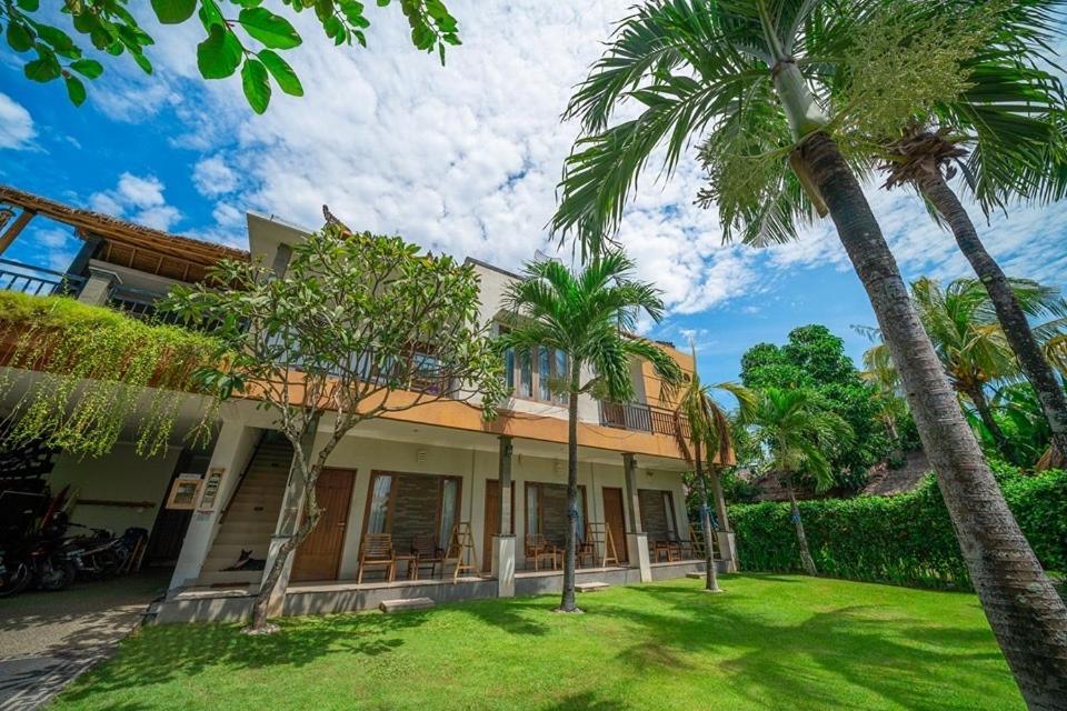 Riviera House Hotel Canggu  Exterior photo